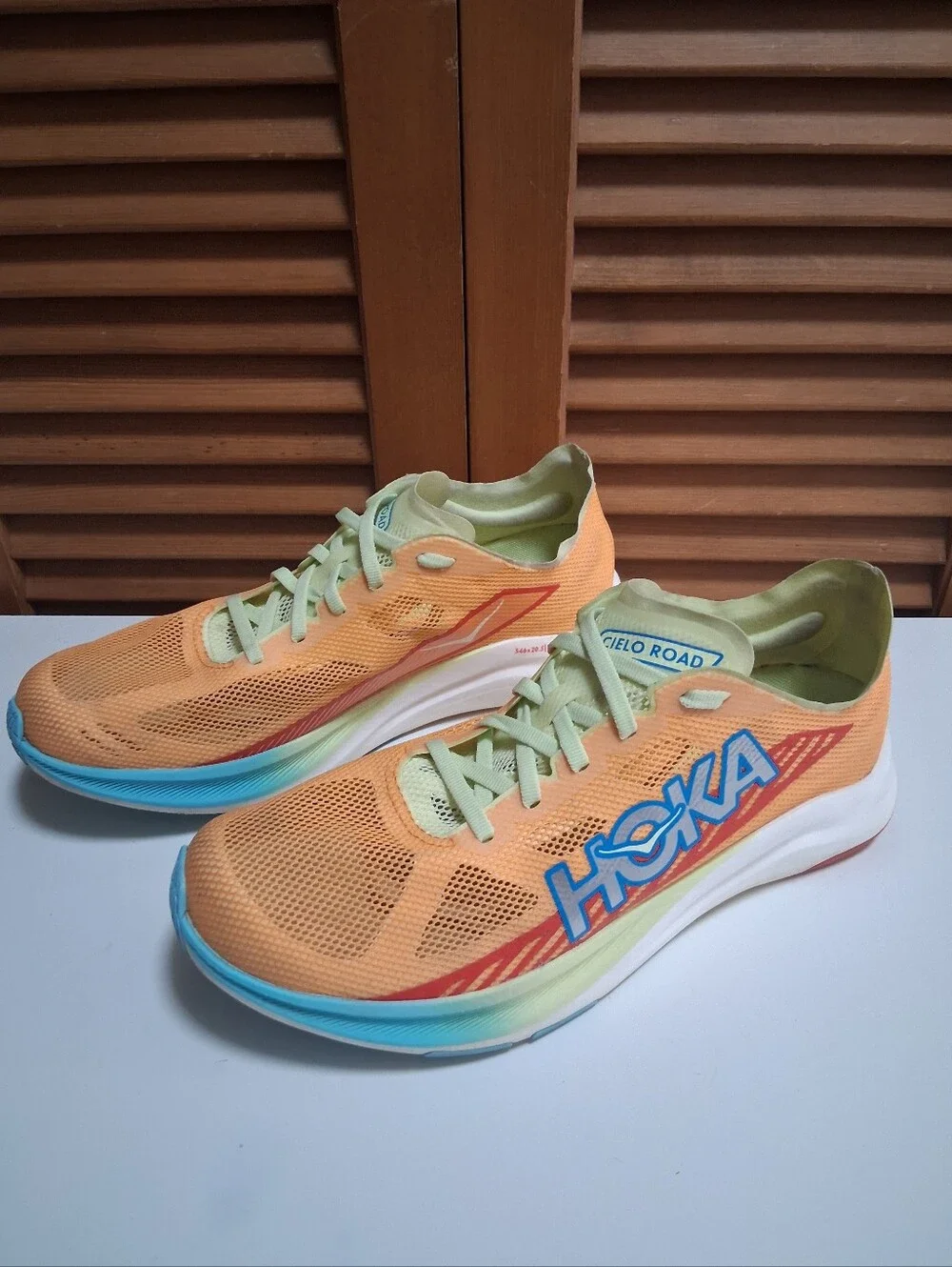 Hoka Cielo Road Running Shoe Orange Women's Size 10, Men's 8.5